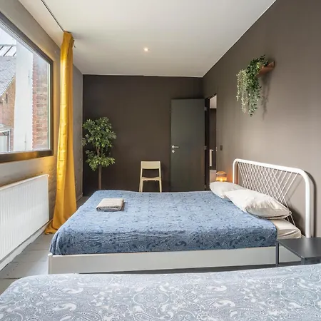 Apartamento Two-bedroom River Side In The Heart Of